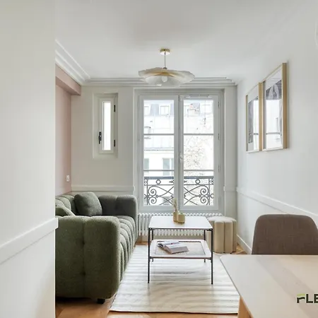 Charming 2-bedroom With Living 47 M 9e * Paris
