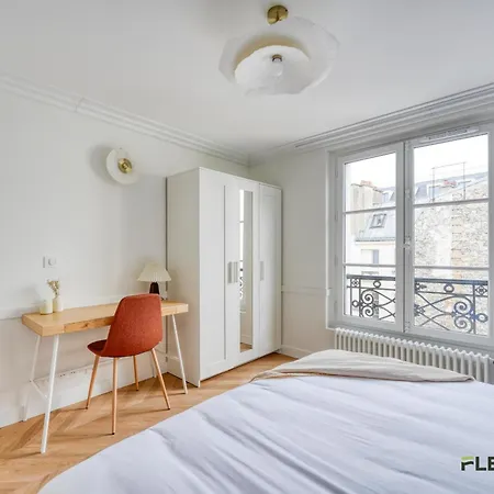 Appartamento Charming 2-bedroom With Living 47 M 9e